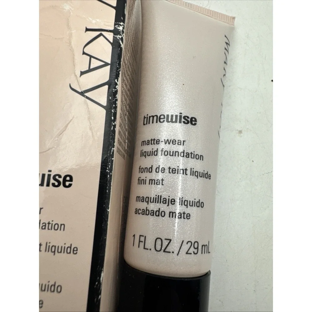 Mary Kay Timewise Bronze 4 Matte-Wear Liquid Foundation 1 Ounce/29 ml 038768